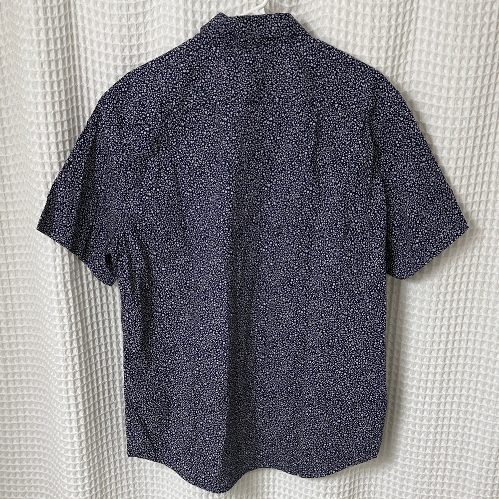 Levi's Men's Navy Blue Patterned Button Down Shirt NWT - Size L - Picture 6 of 7
